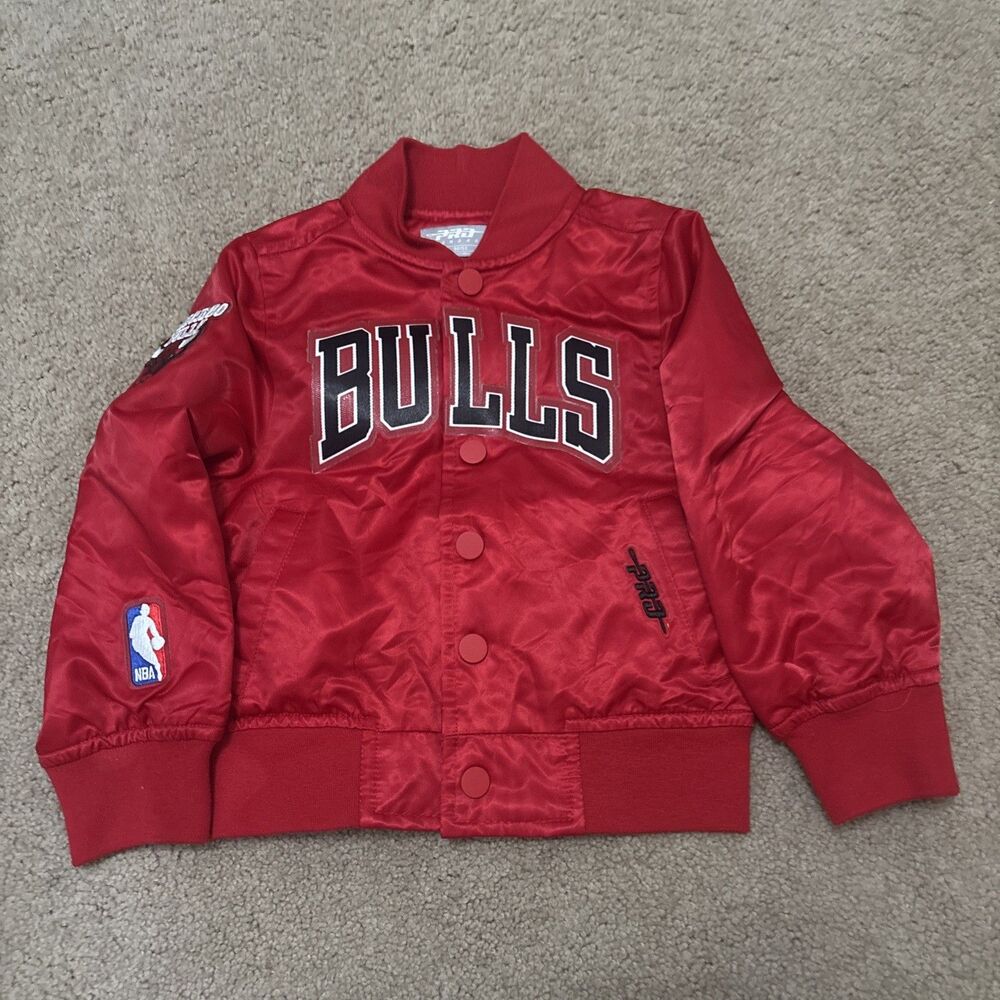 Pro Standard Toddler Boys' Chicago Bulls NBA Basketball Jacket - Red Size 2T
